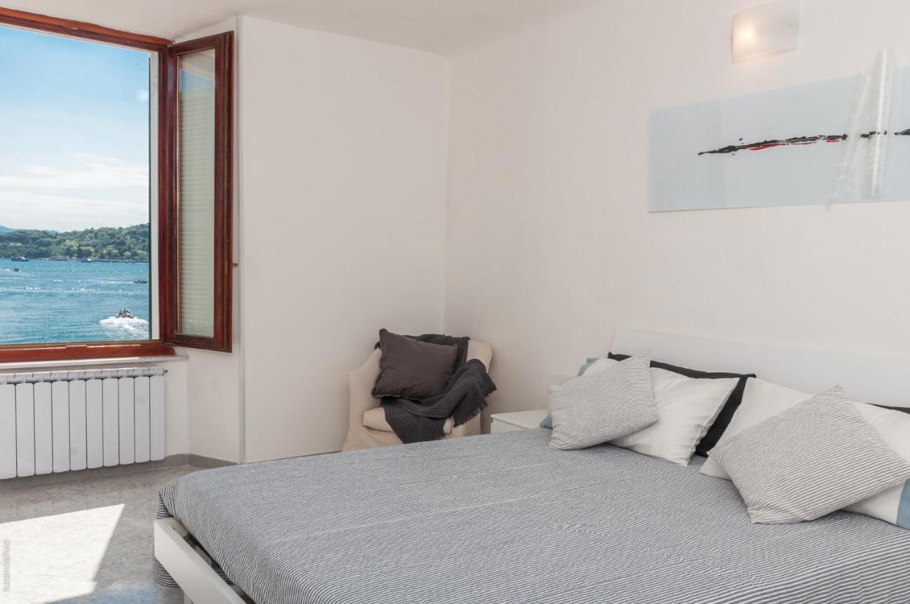 Sea View Apartment In Front Of The Sea Porto Venere Eksteriør billede