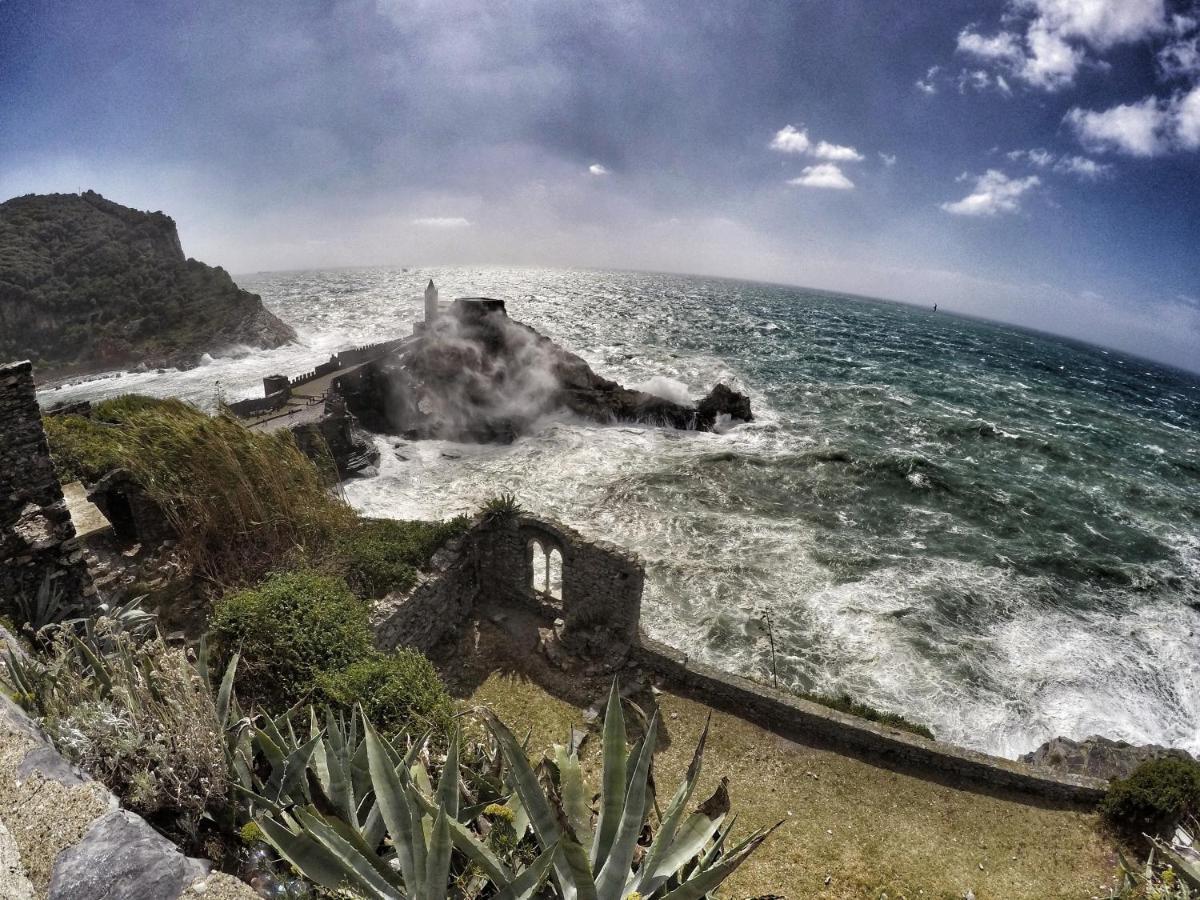 Sea View Apartment In Front Of The Sea Porto Venere Eksteriør billede