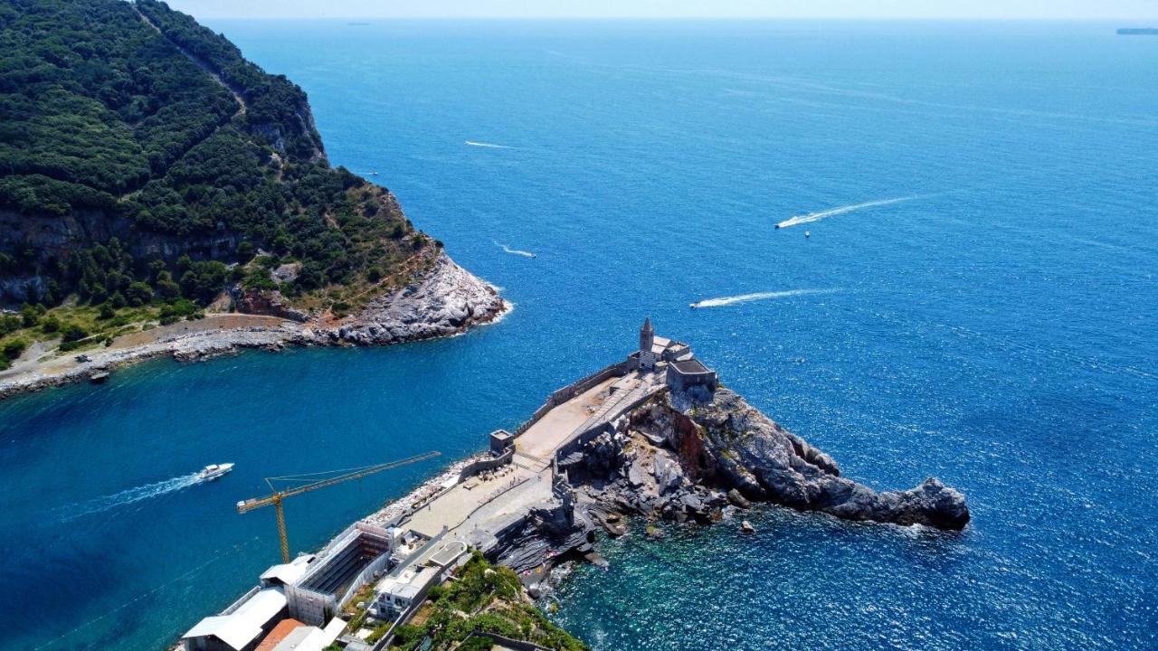 Sea View Apartment In Front Of The Sea Porto Venere Eksteriør billede